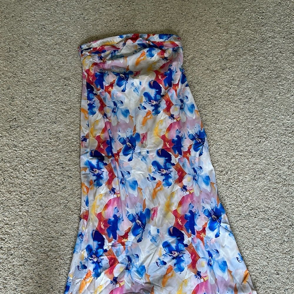 Strapless drape back floral dress